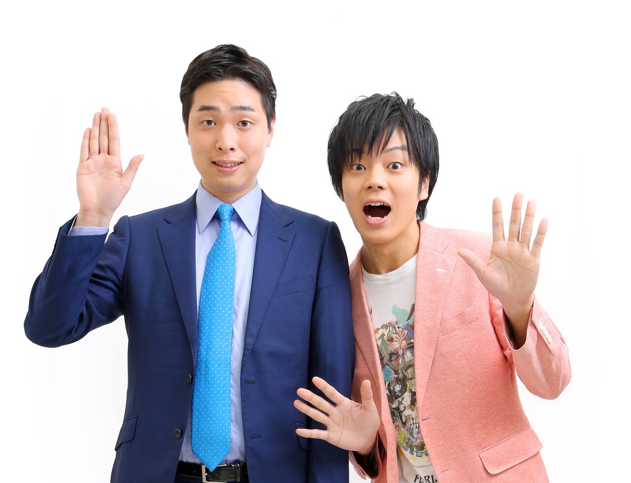 ストレッチーズ。左から、福島、高木。