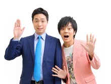 ストレッチーズ。左から、福島、高木。