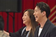 陣（右）と母・みかさん（左）。(c)読売テレビ