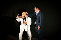 錦鯉初単独ライブ「こんにちわ」の様子。