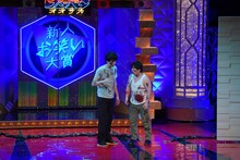 2本目のネタを披露するニッポンの社長。