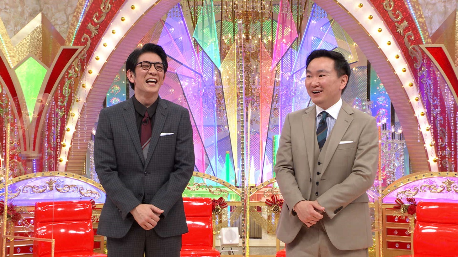 収録後にコメントするアンタッチャブル柴田とかまいたち山内。(c)テレビ朝日