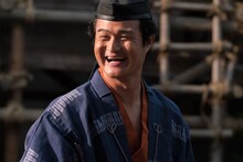 仁田忠常役のティモンディ高岸。(c)NHK