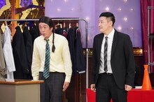 左からネプチューン堀内、チョコレートプラネット長田。(c)日本テレビ