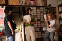 （左から）Aマッソ加納、3時のヒロイン福田、ラランド・サーヤ。(c)テレビ朝日