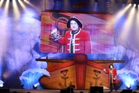 オープニングの様子。