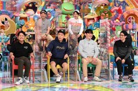 「アメトーーク！」に「意外とゴルフやってる芸人」として出演する（前列左から）千鳥ノブ、タカアンドトシ・トシ、ずん飯尾、アンタッチャブル柴田、（後列左から）ニューヨーク屋敷、平成ノブシコブシ吉村。(c)テレビ朝日