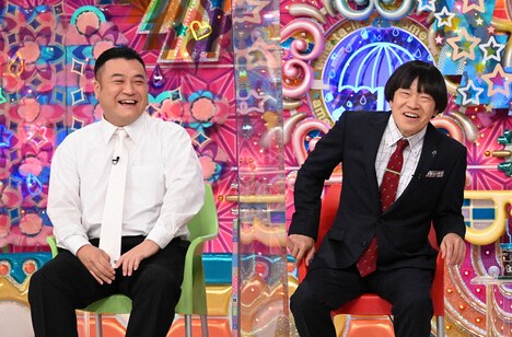 アンタッチャブル山崎と蛍原徹。(c)テレビ朝日