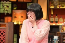 「人生最高レストラン」で2回泣いてしまう阿佐ヶ谷姉妹・江里子。(c)TBS