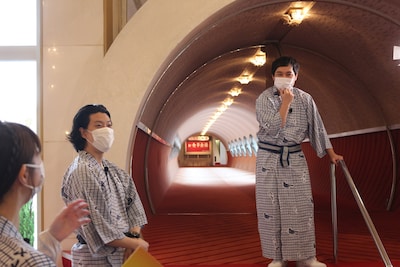 「冒険発掘バラエティ 霜降り明星のあてみなげ」より。(c)静岡朝日テレビ