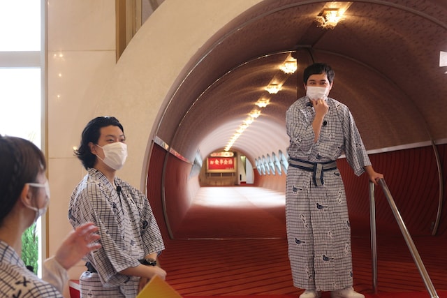 「冒険発掘バラエティ 霜降り明星のあてみなげ」より。(c)静岡朝日テレビ