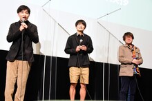 左からジャルジャル、倉本美津留。