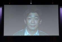 「58時間寝てない」の顔を見せる銀シャリ鰻。