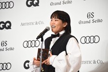 感極まったあとに変な顔を見せるゆりやんレトリィバァ。