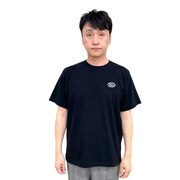 黒Tシャツだよ！