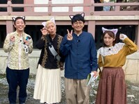 左からさらば青春の光・森田、丸山桂里奈、ミキ亜生、高橋みなみ。(c)日本テレビ