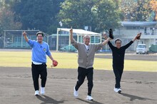 タカアンドトシと梅沢富美男（右）。(c)ABCテレビ