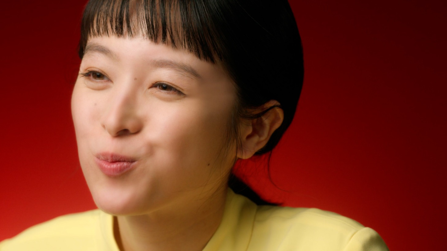 新CM「ドンドン食べちゃうキムチはこくうま」編より。