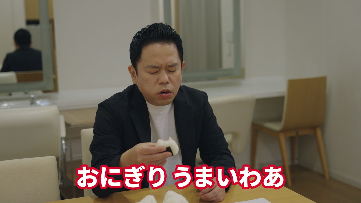ダイアンが出演するミツカンのWeb動画「ゴイゴイ酢ー！」編より。