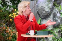 メイプル超合金カズレーザー (c)RKB