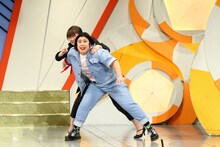 ネタを披露する紅しょうが。