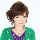 清水ミチコの全国ツアー「カニカマの夕べ」決定、裏テーマは「祝ユーミン50周年」