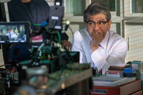 「Airワーク 採用管理」新CM「出会い」編の撮影に臨む松本人志。