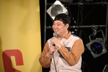 ロングコートダディ兎