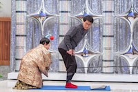 「年貢芸人」のワンシーン。(c)読売テレビ