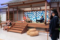 「年貢芸人」のワンシーン。(c)読売テレビ