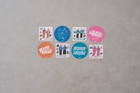 購入特典のオリジナルステッカー8枚セット。