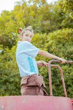 「おしゃれ着万歳Tシャツ＜ラニーノーズ＞」着用イメージ