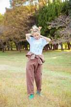 「おしゃれ着万歳Tシャツ＜ロングコートダディ＞」着用イメージ