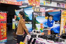 CM撮影中のジャルジャル。