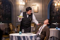 CM撮影中のマヂカルラブリー。