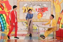 かまいたちと高岡早紀（中央）。(c)テレビ朝日