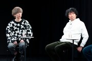 左から川谷絵音、マンボウやしろ。（撮影：渡邊玲奈／田中聖太郎写真事務所）