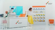コント動画「止まらないセブンマイル愛」編より。