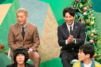 ニューヨークとランジャタイ（前列）。(c)ABCテレビ