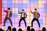 （左から）古坂大魔王、東貴博、土田晃之。(c)テレビ朝日