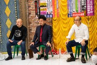 左から鬼越トマホーク、みなみかわ。