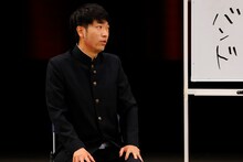 アキナ秋山 (c)関西テレビ