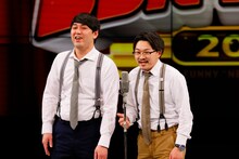 「今年一番ウケたネタ大賞2021」に出演するオズワルド。(c)関西テレビ