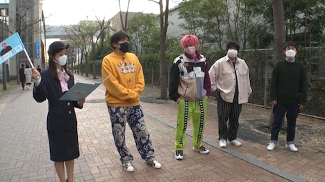 EXITと宮下草薙。(c)TBS