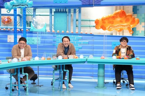 （左から）ミキ昴生、アンガールズ田中、カンニング竹山。(c)フジテレビ