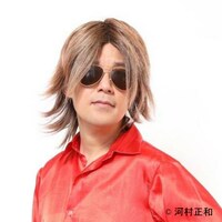 日谷ヒロノリのアーティスト写真。