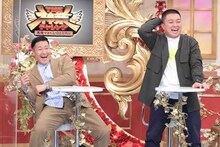 「『再現できたら100万円！THE神業チャレンジ』新春4時間スペシャル」に出演するチョコレートプラネット。(c)TBS