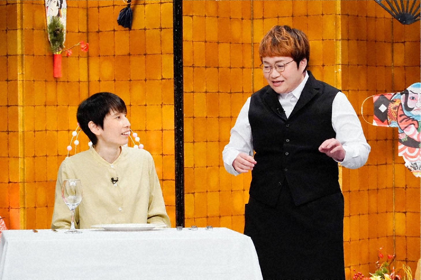 ハリセンボン