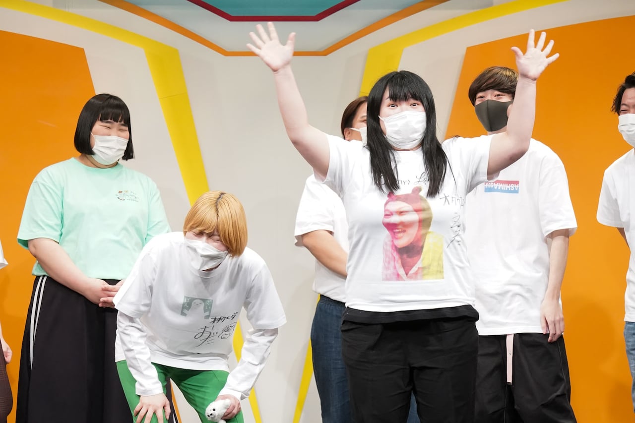 オダウエダ植田は相方・小田を全面に押し出したTシャツをデザインした