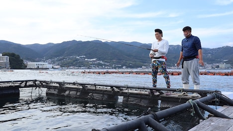 「出川家のプチ移住」のワンシーン。(c)静岡第一テレビ